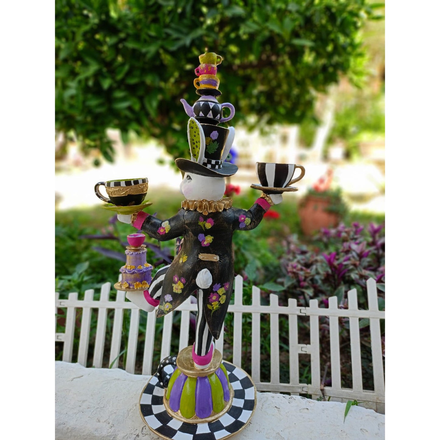 Alice in Wonderland Tea Time Object 58cm Colorful