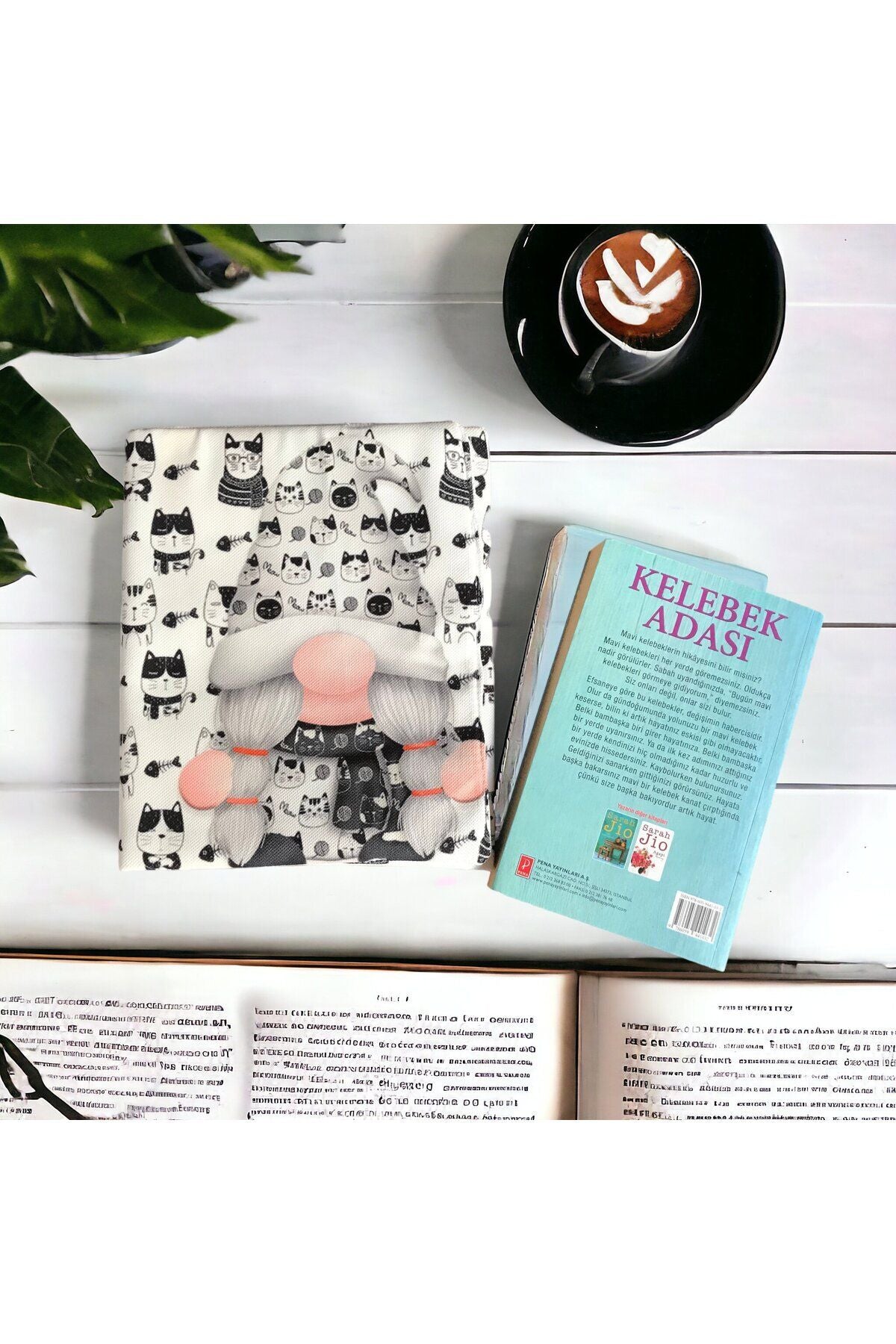 Gnome Cats Book - Tablet - Ebook Bag / Case