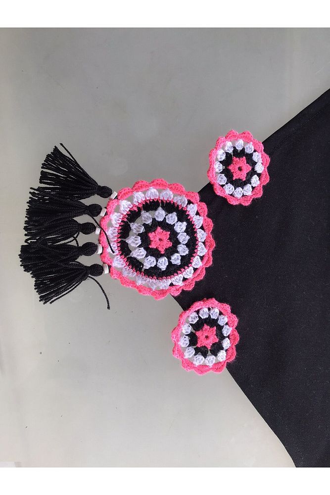 Handmade Runner, Knitted Runner, Crochet Runner - Ranir, M16, Neon Pink Black White