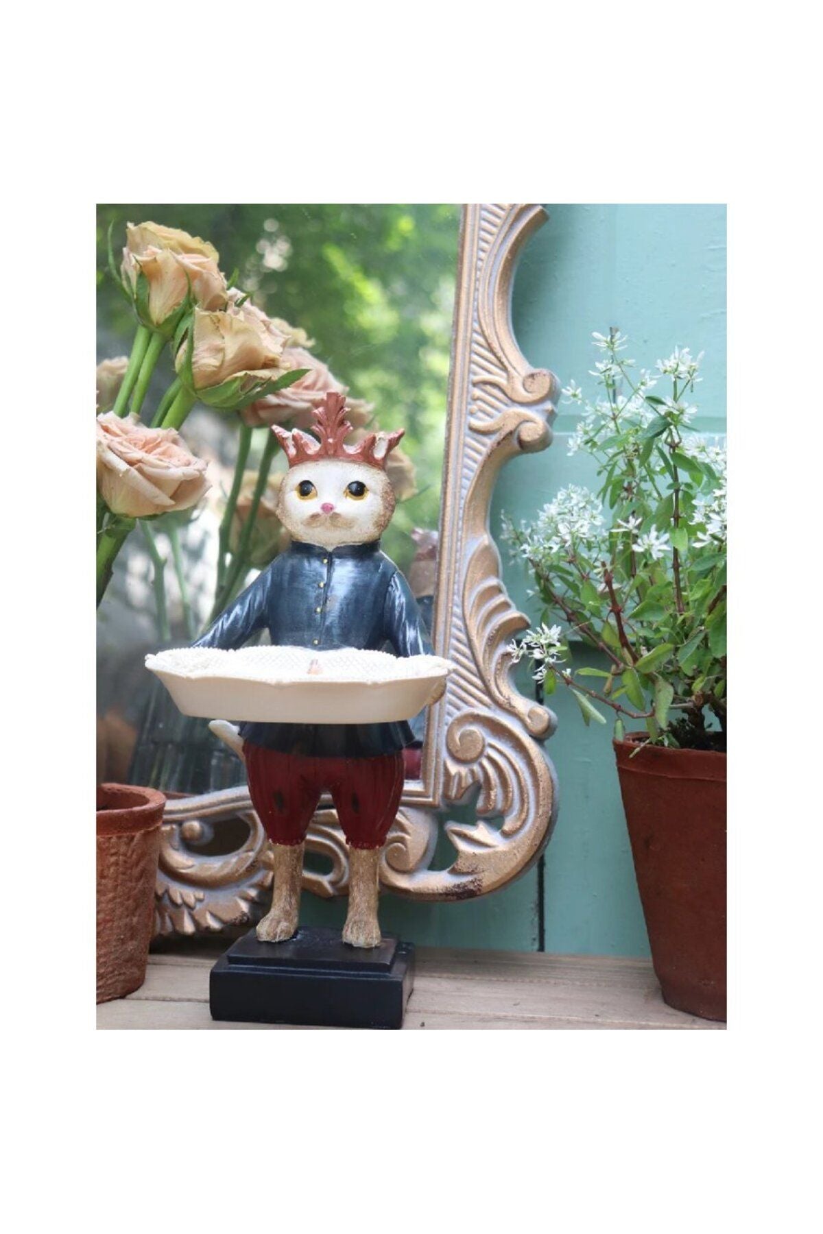 Cat with Tray, Cat Presenting Figurine, Presentation Holder, Candy Bowl