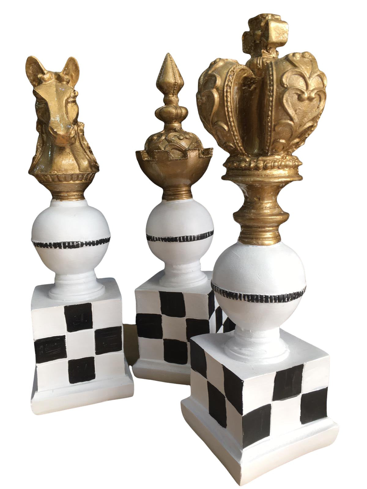 Chess Set, King Queen Knight Mackenzie, Checkered Chess Set