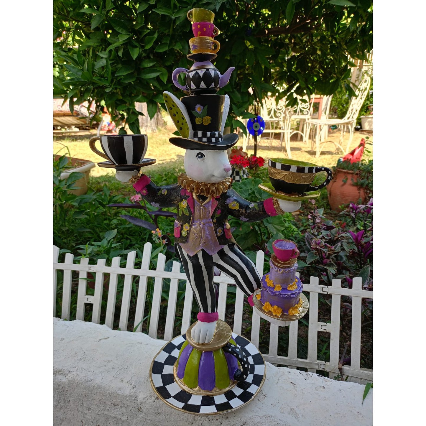 Alice in Wonderland Tea Time Object 58cm Colorful