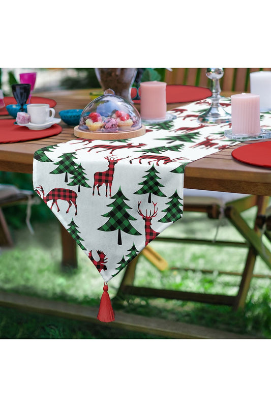 Pine Tree Plaid Deer Motif Triangle Tassel Runner