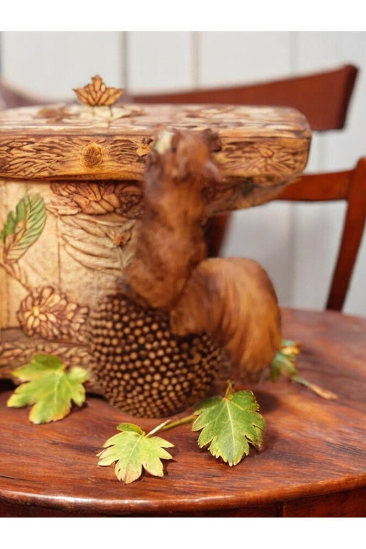 Decorative Squirrel, Decor Squirrel