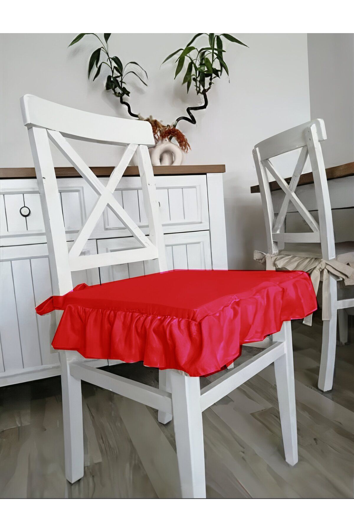 Ruffle Liquid &amp; Stain Repellent Scandinavian Chair Cushion Red