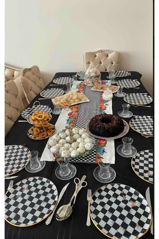 Checkered Pumpkins Runner