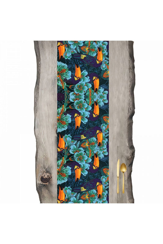 Toucans Run on Turquoise Ground - Runner
