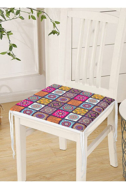 Checkered Ethnic Patterned Zippered Chair Cushion
