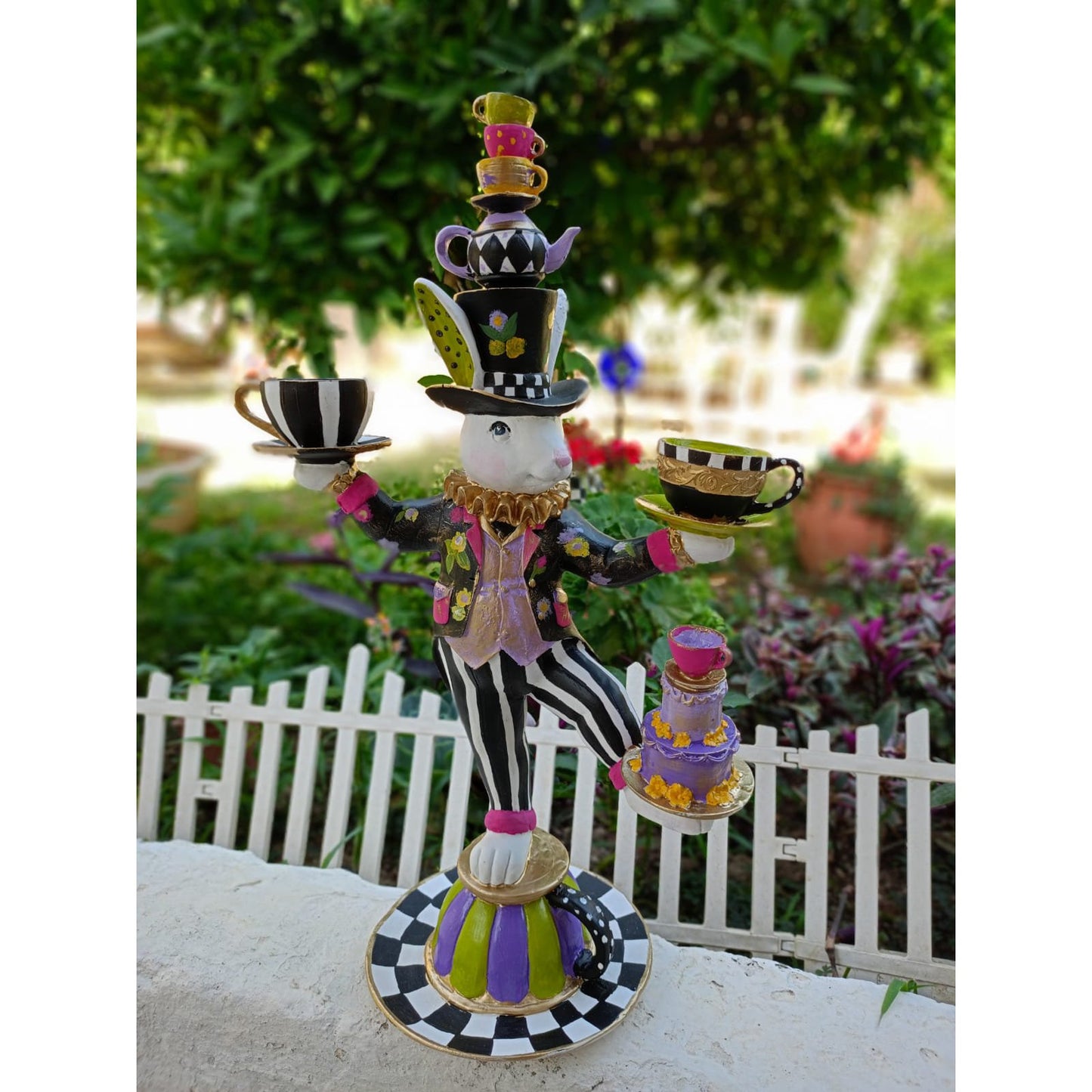 Alice in Wonderland Tea Time Object 58cm Colorful